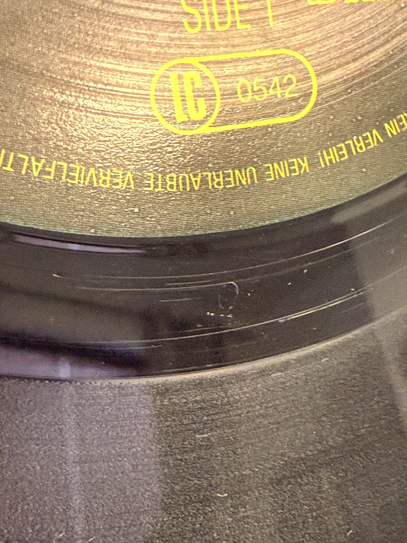 Photograph IMG_2871.jpg of pressing 140, Europe
