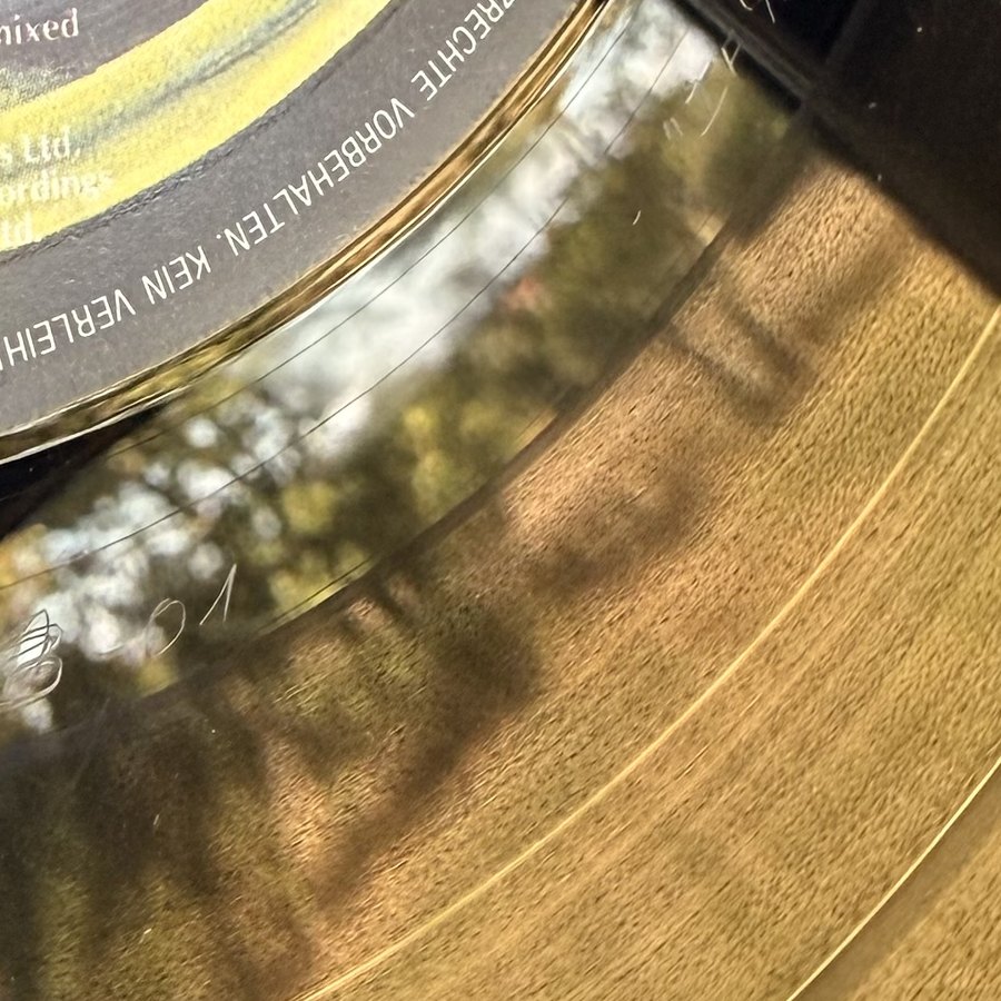 Label of pressing 30, Europe