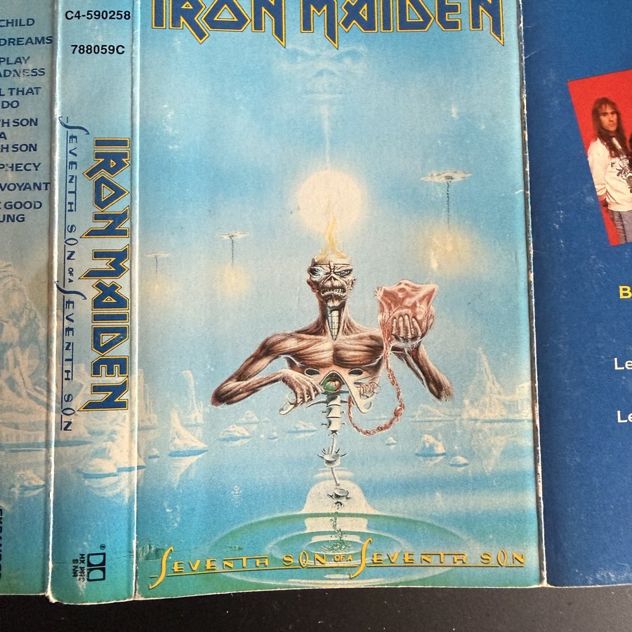 Cassette 73, Canada