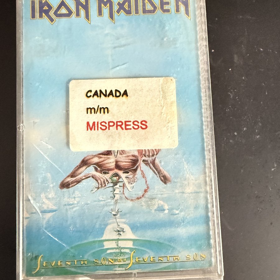 Cassette 85, Canada